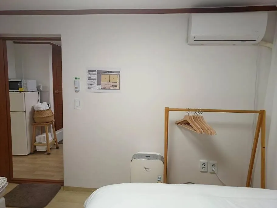 June Stay Seoul 0*,  South Korea